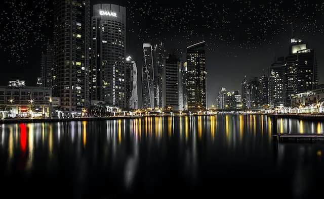 dubai city at night
